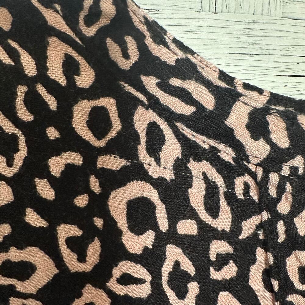 Torrid women blouse sleeveless animal print cheetah coastal ruffles plus size - Picture 9 of 10